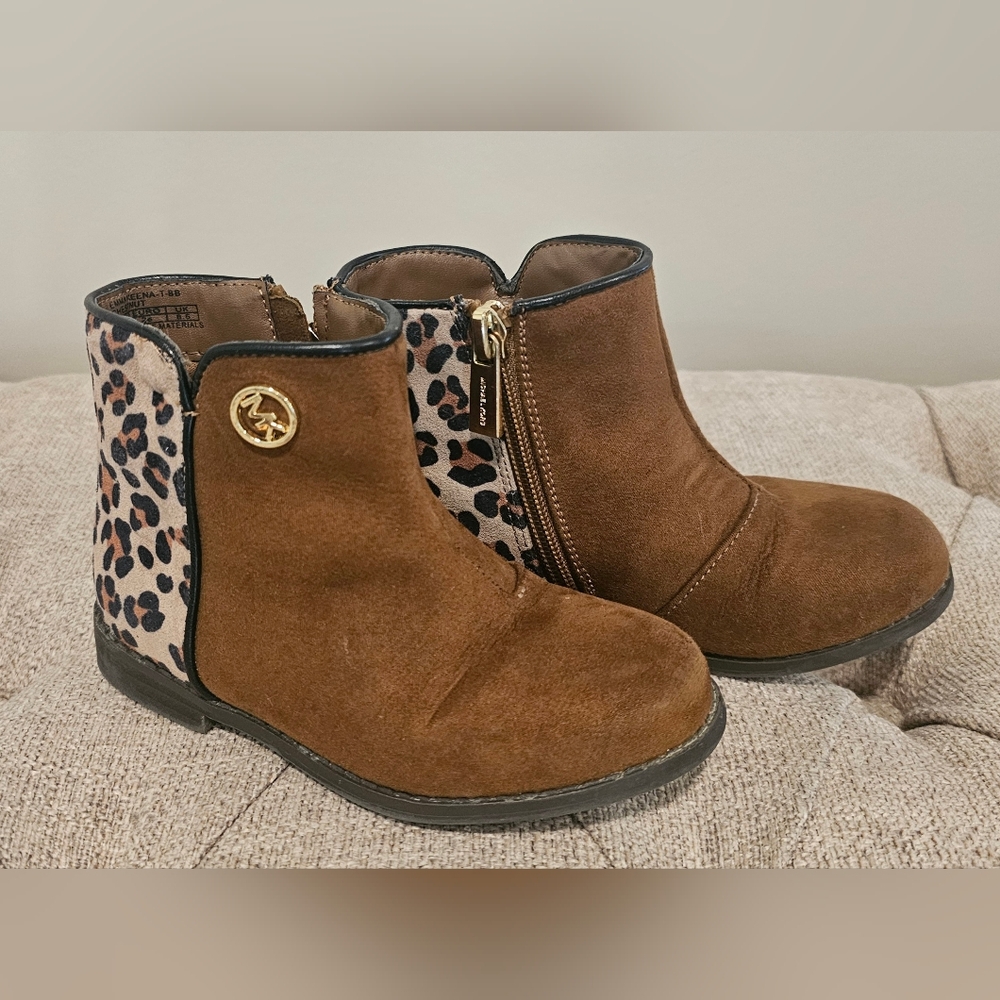 Michael Kors Kids Size 9 Boots